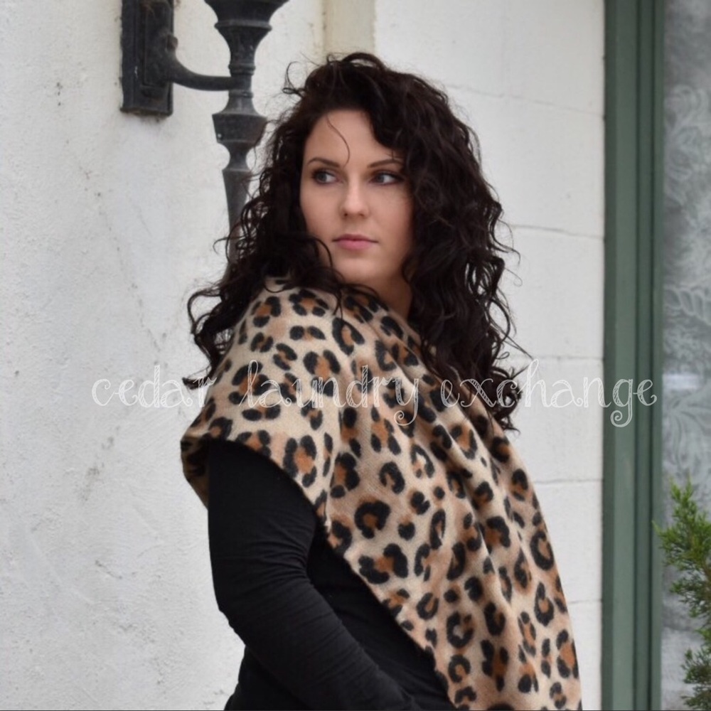 Large Leopard Print Scarf